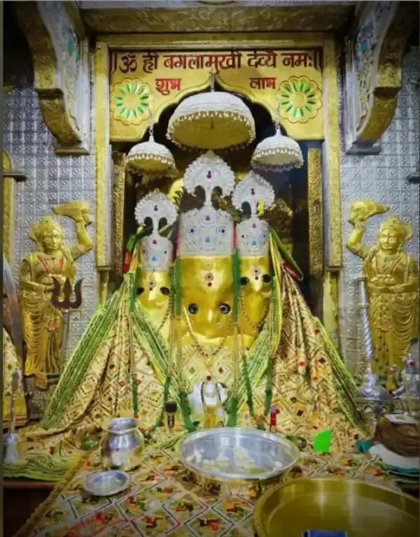 Maa Baglamukhi